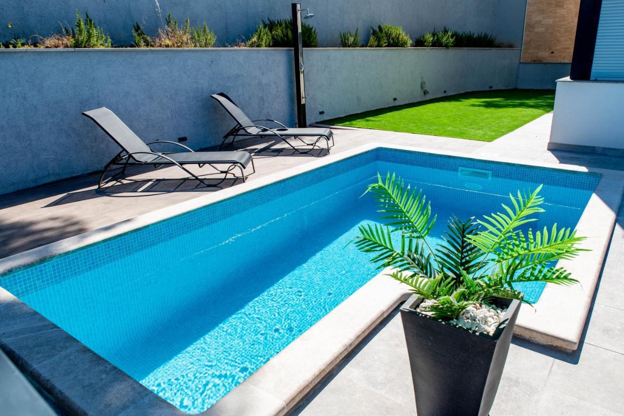 Lion'S Beach Apartment Podstrana Buitenkant foto