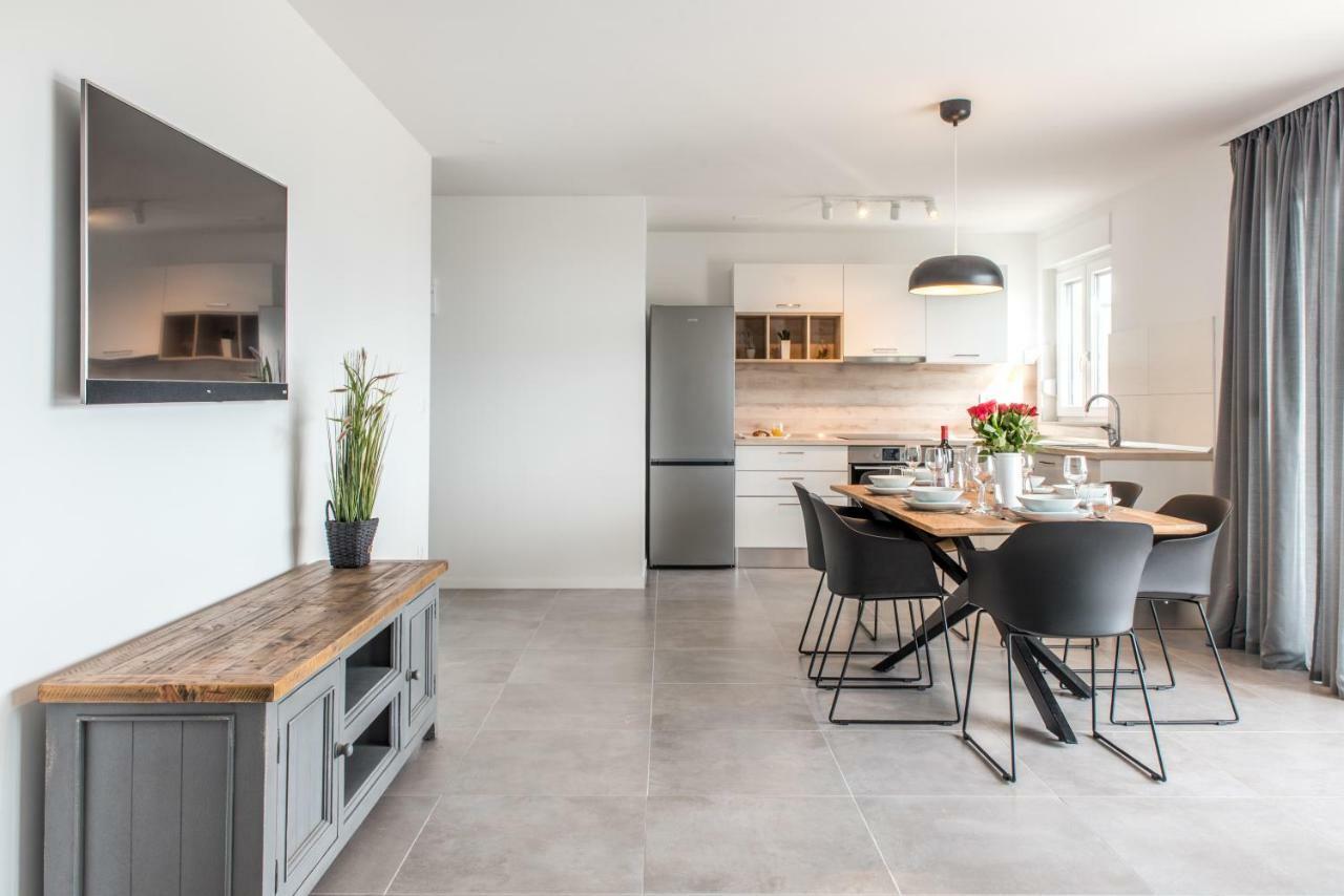 Lion'S Beach Apartment Podstrana Buitenkant foto