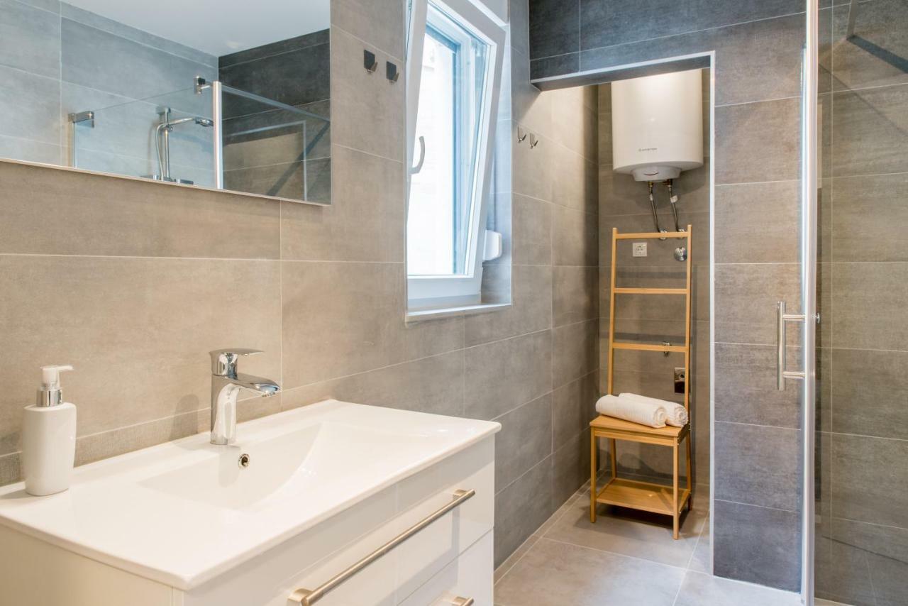 Lion'S Beach Apartment Podstrana Buitenkant foto
