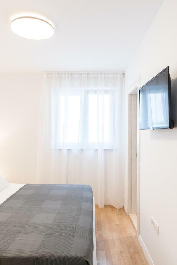 Lion'S Beach Apartment Podstrana Buitenkant foto