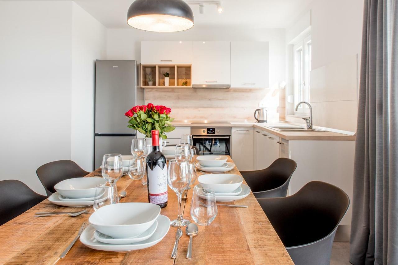 Lion'S Beach Apartment Podstrana Buitenkant foto
