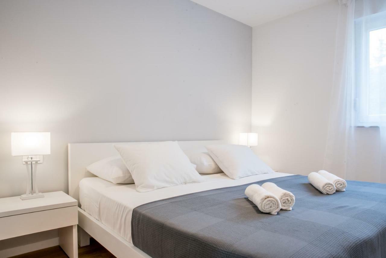 Lion'S Beach Apartment Podstrana Buitenkant foto